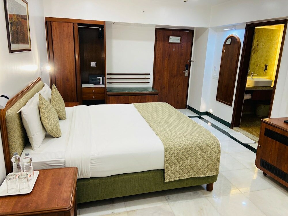 Фото Hotel Parle International