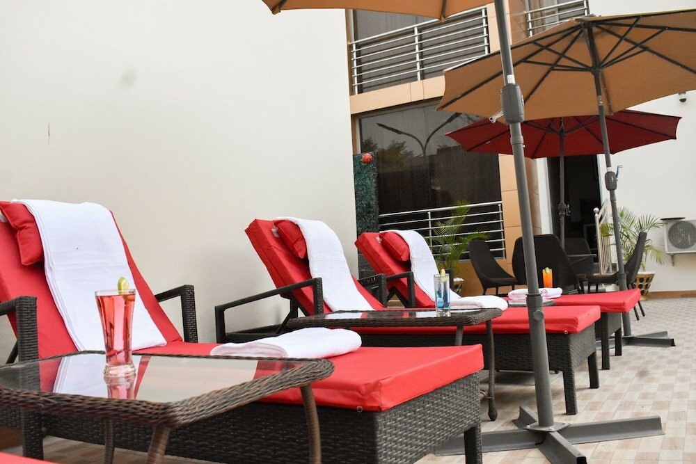 Фото Qualibest Grand Hotels