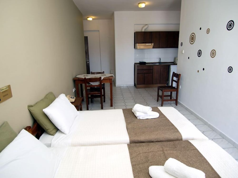 Фото Kleopatra Traditional Hotel Apartments