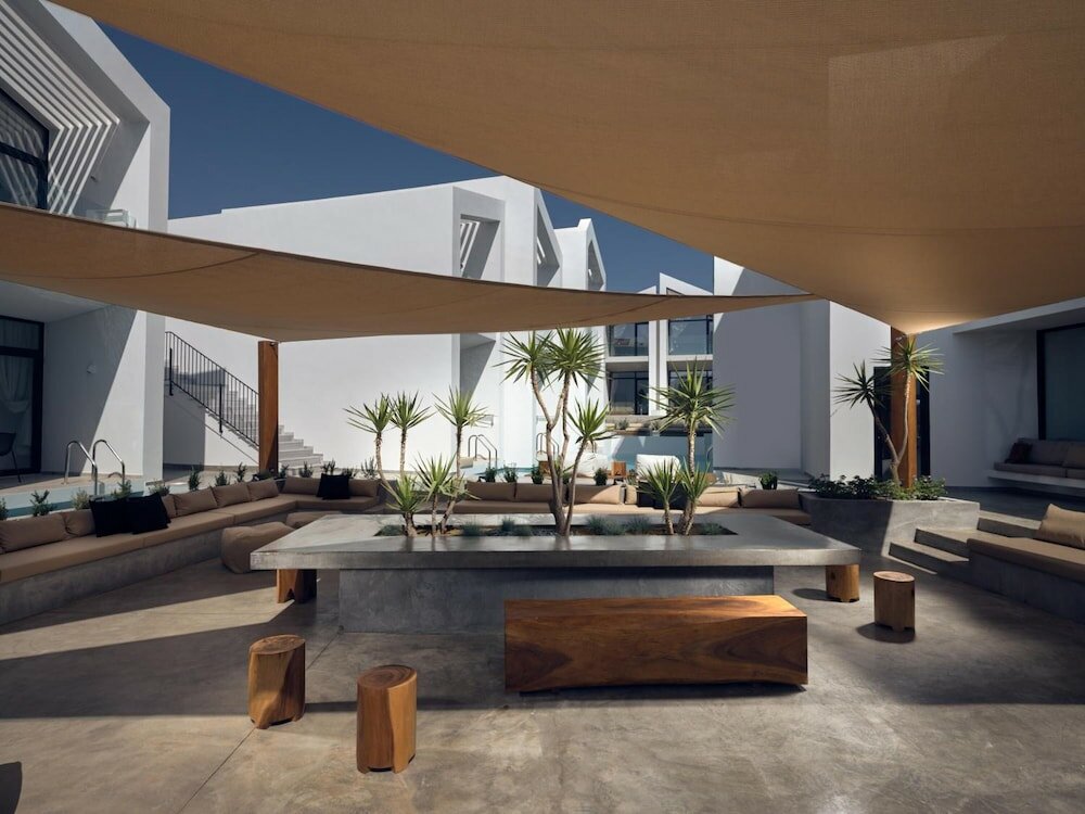 Фото Cavo Vezal - Adults Only