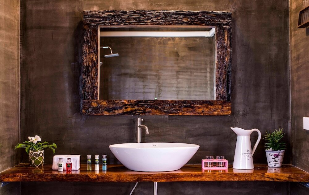 Фото Tree Roots Retreat