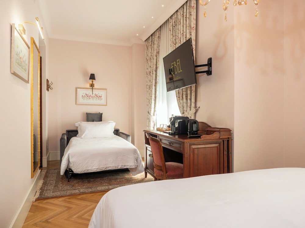 Фото Ebel Boutique Hotel