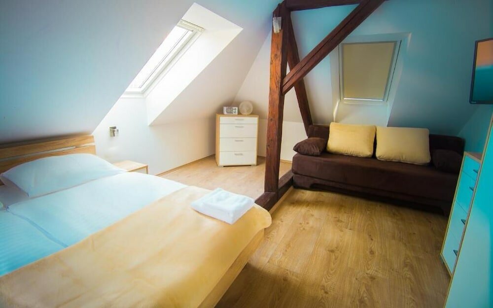 Фото Hotel Katrca 1905