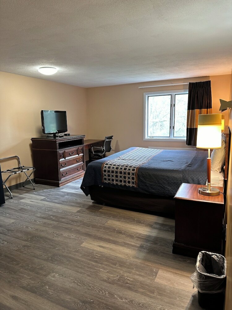 Фото Wickford Motor Inn