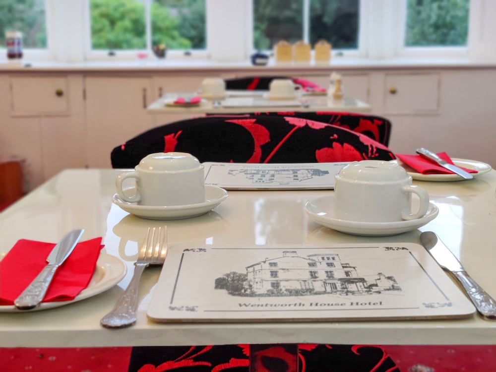 Фото Wentworth House