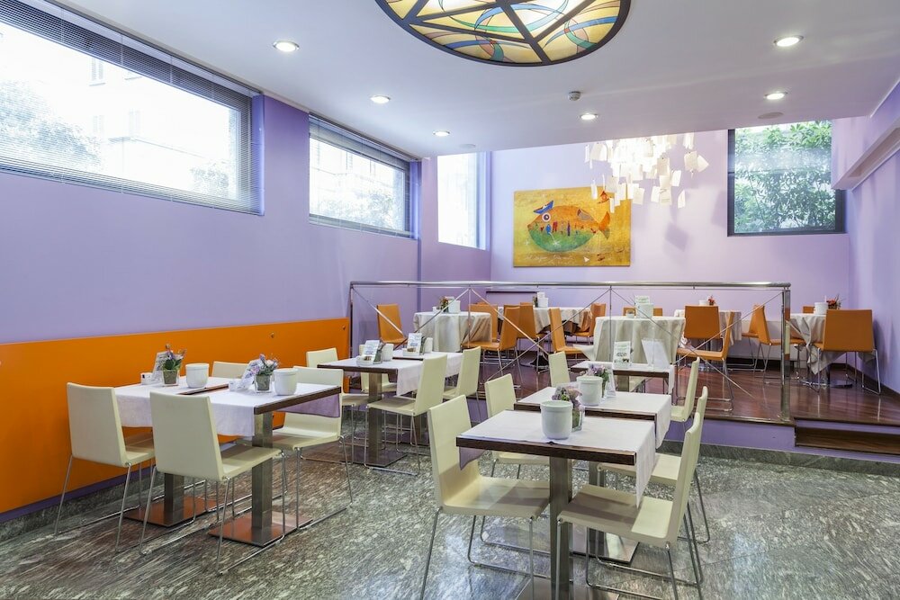 Фото Hotel Des Etrangers