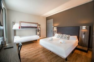 Гостиница Petit Palace Santa Cruz