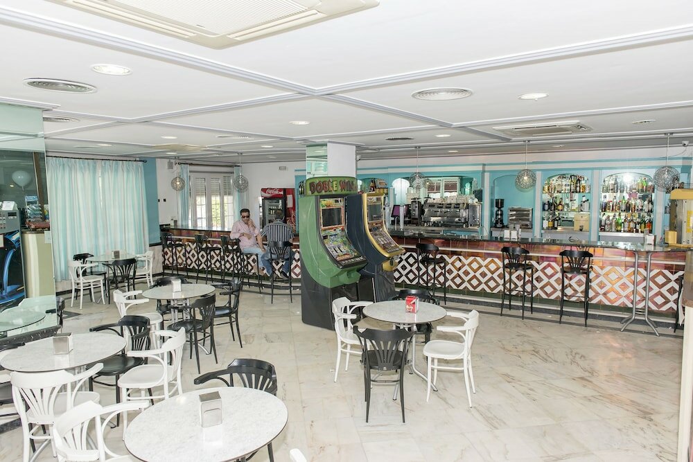 Фото Hostal La Niña