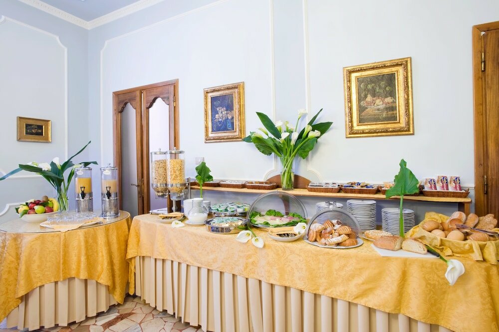 Фото Hotel Silla