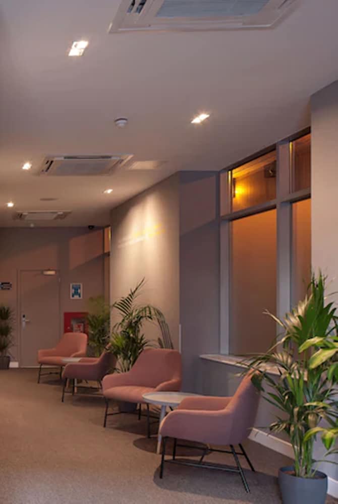 Фото Heeton Concept Hotel City Centre Liverpool