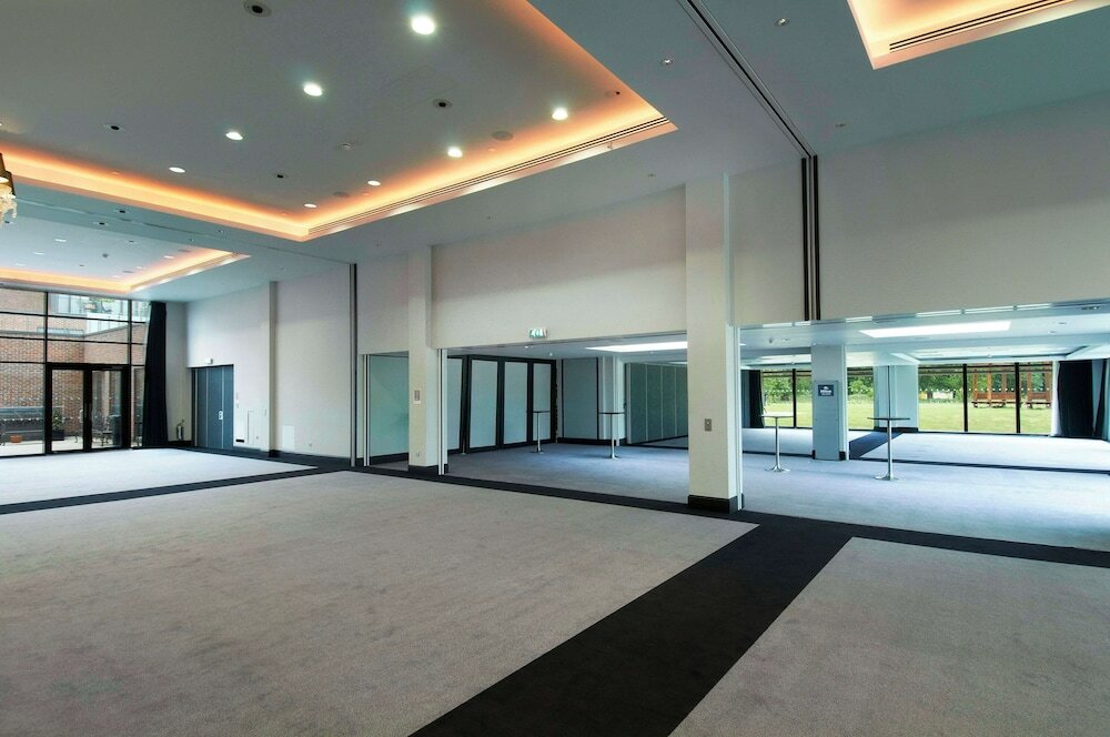 Фото Hilton London Syon Park