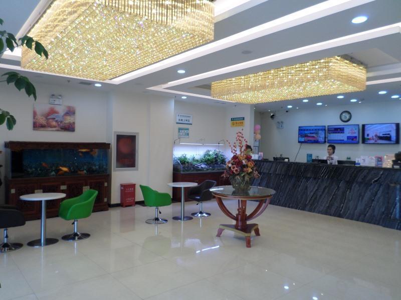 Фото GreenTree Inn Qinhuangdao Railway Station Square Express Hotel