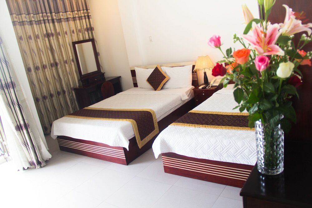 Фото Vivyanne Hotel