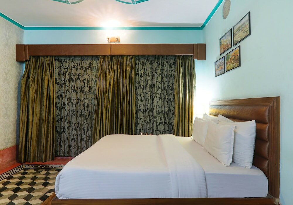 Фото Hotel East View