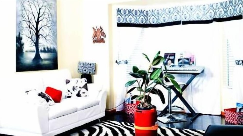 Фото Dia Layover