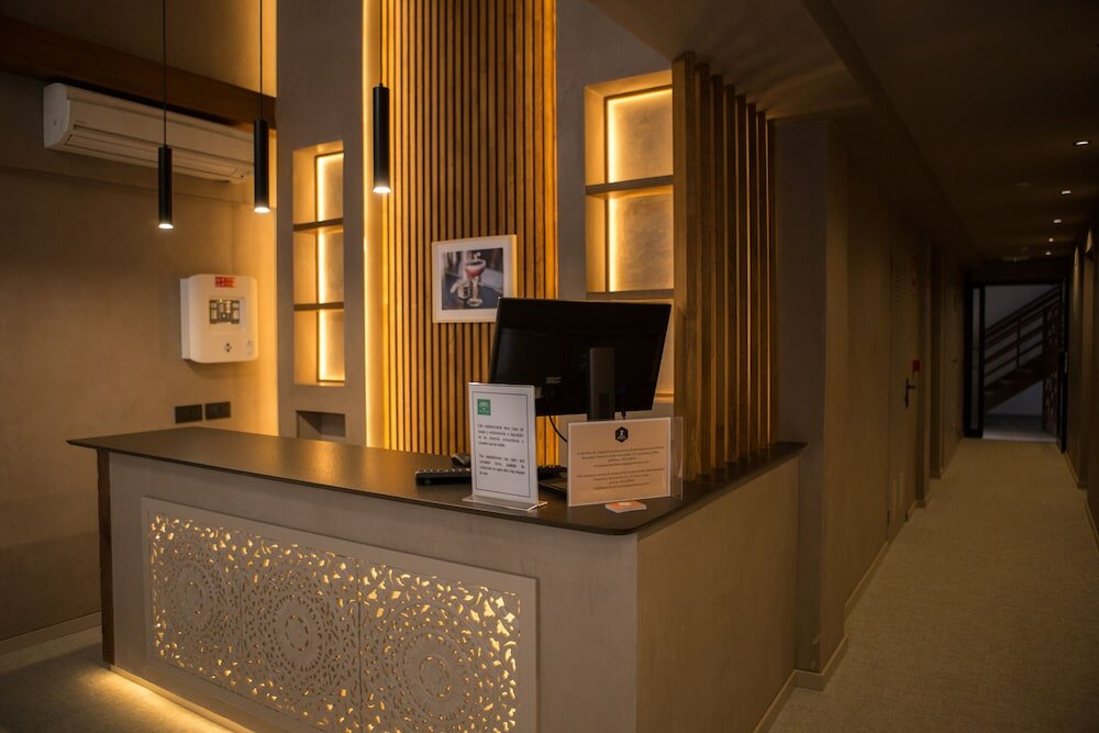 Фото Oasis Backpackers Hostel Malaga