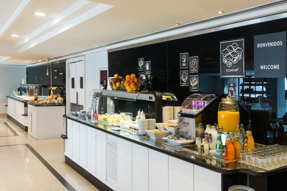 Фото Hotel Madrid Alameda Aeropuerto Affiliated by Melia