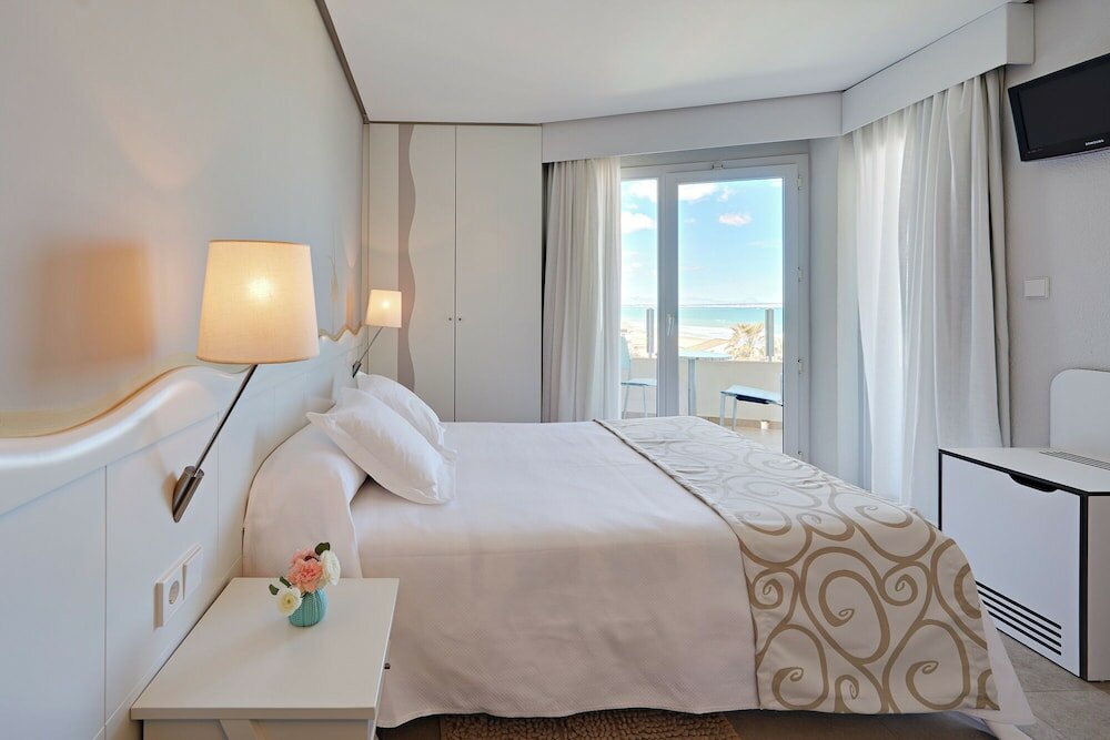 Фото Hotel Meridional