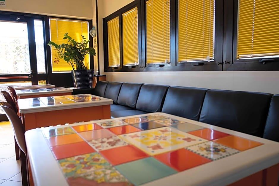 Фото Hotel Ping Pong