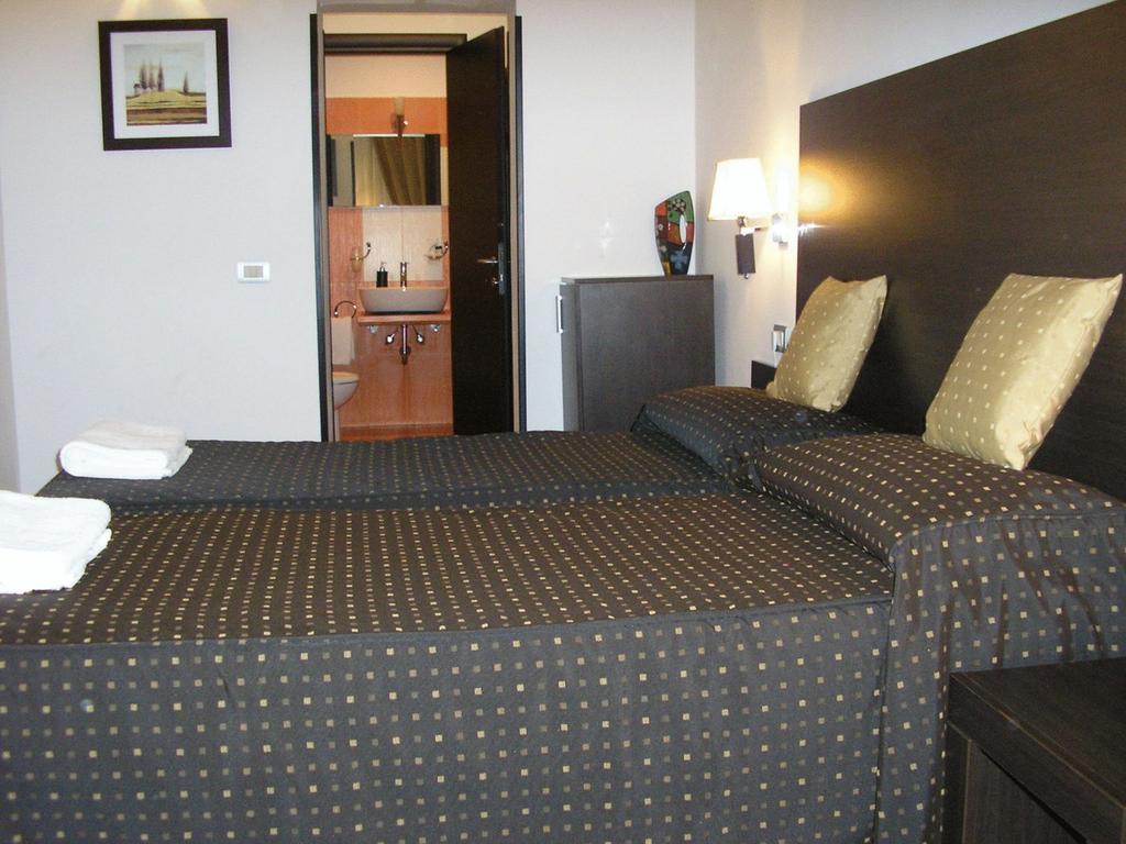 Фото Roman Residence