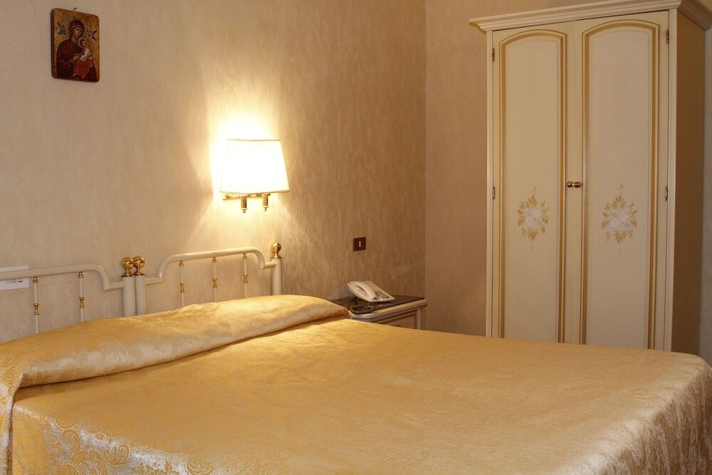 Фото Ostello Bello Rome Colosseum