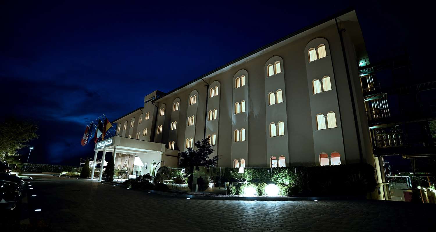 Фото Best Western Grand Hotel Guinigi