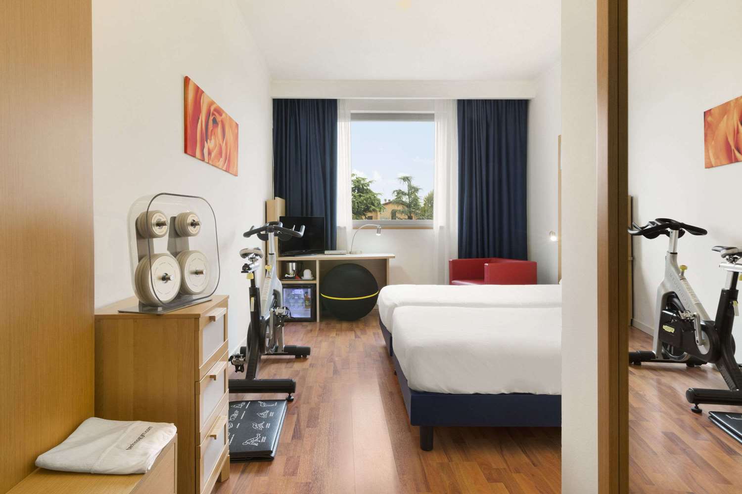 Фото Mitico Hotel