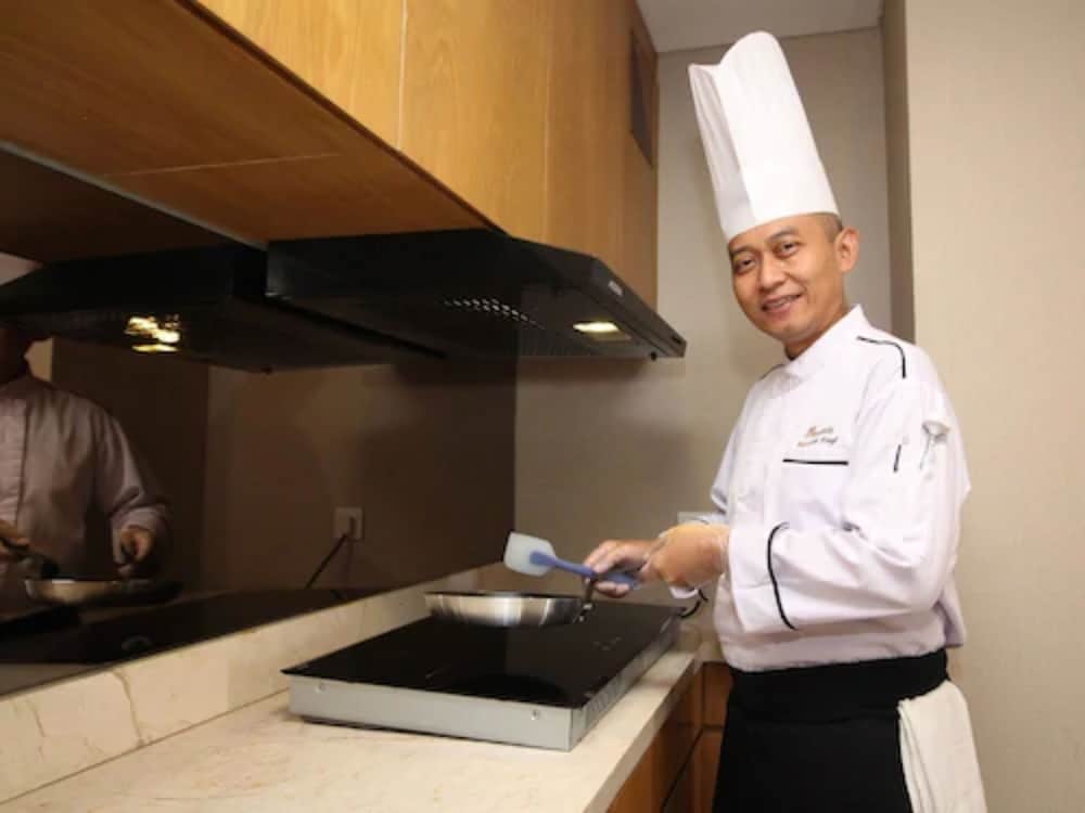 Фото Swiss-Belhotel Pondok Indah