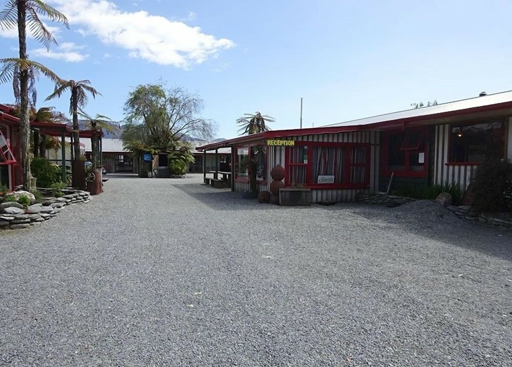 Фото Glow Worm Accommodation