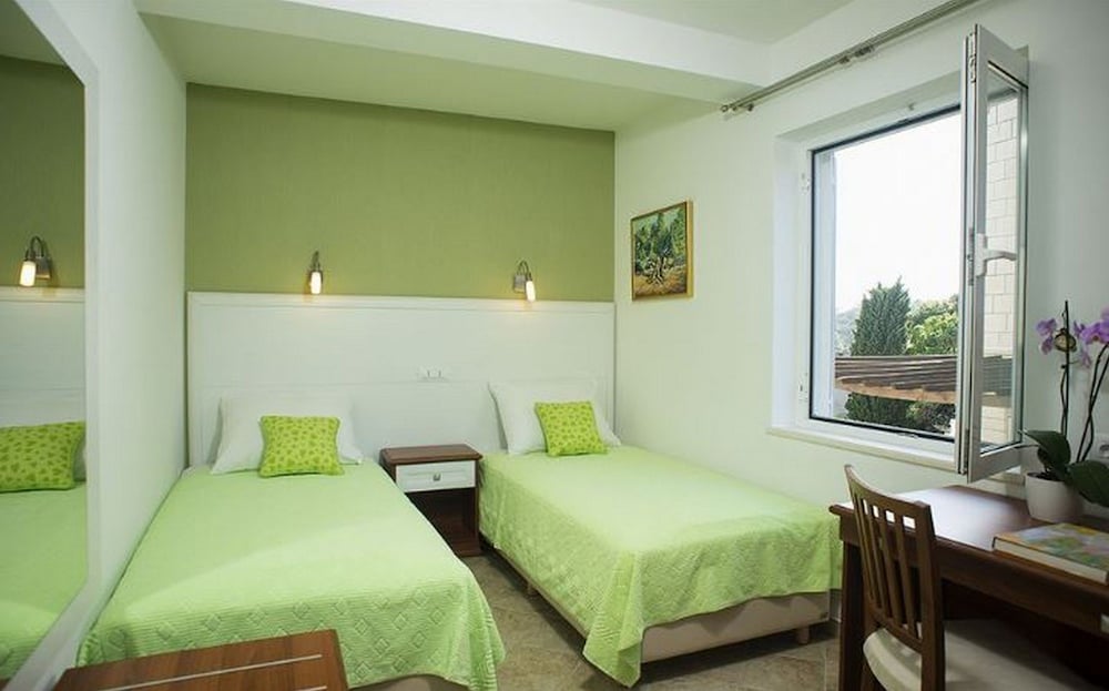 Фото Apartments Dubcic