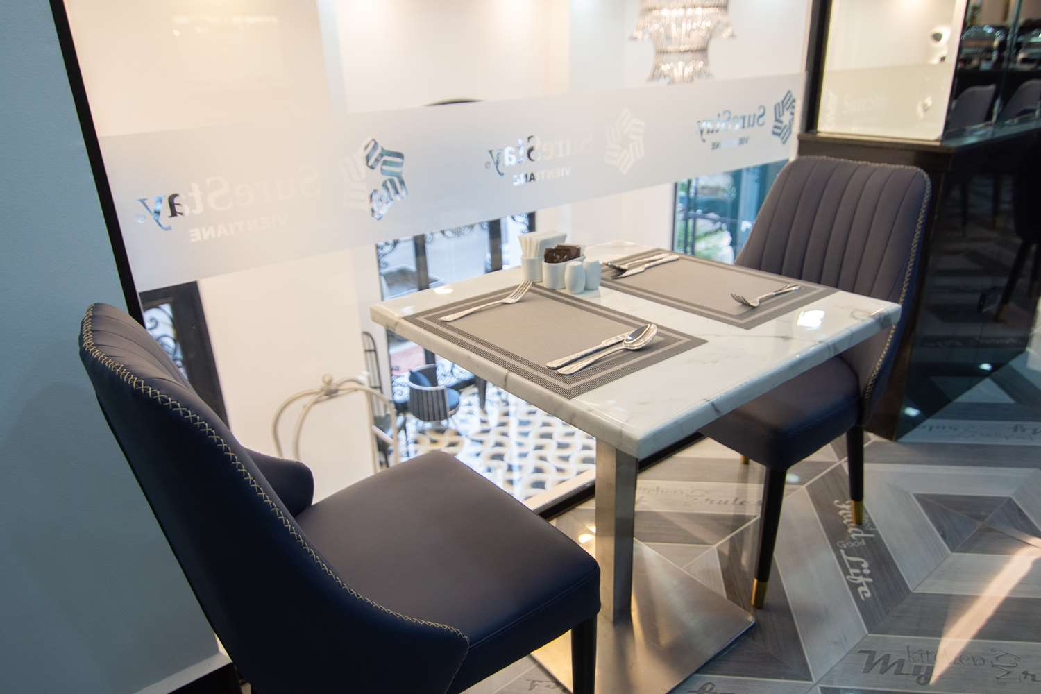 Фото SureStay Hotel by Best Western Vientiane