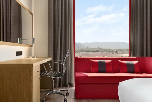 Гостиница Ramada Encore by Wyndham Muscat Al Ghubra в Баушаре