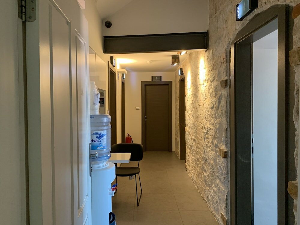 Фото La Porta Luxury Rooms