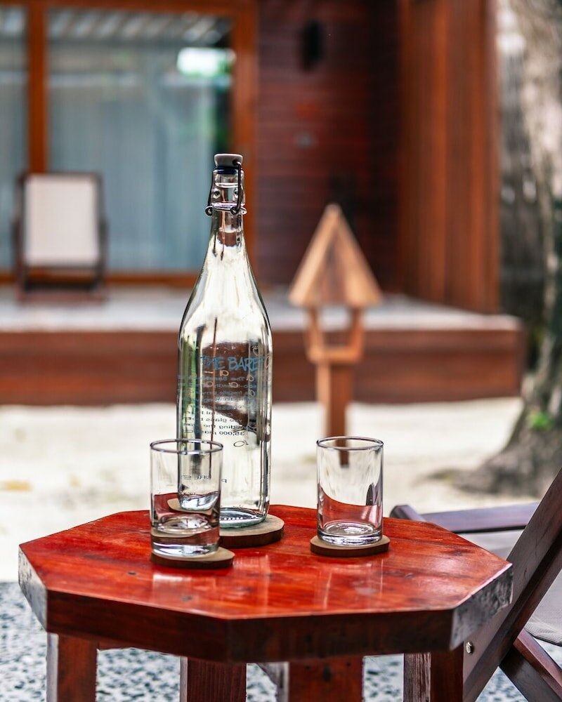 Фото The Barefoot Eco Hotel