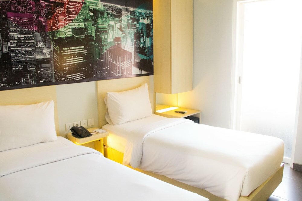 Фото Cleo Walikota Surabaya