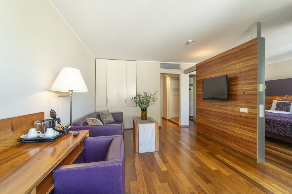 Фото Pakat Suites Hotel