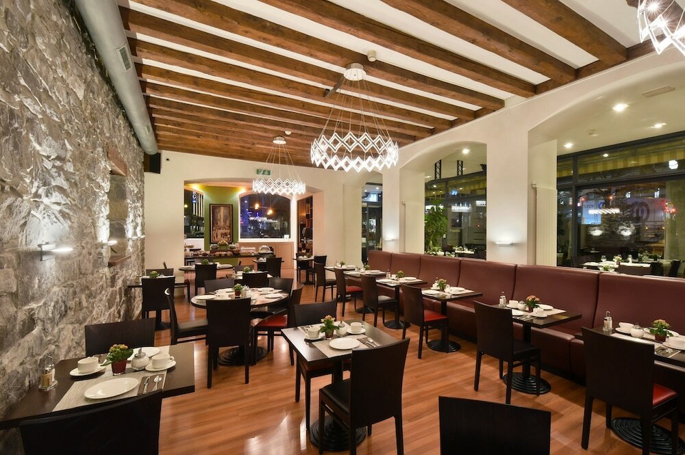 Фото Hôtel International & Terminus