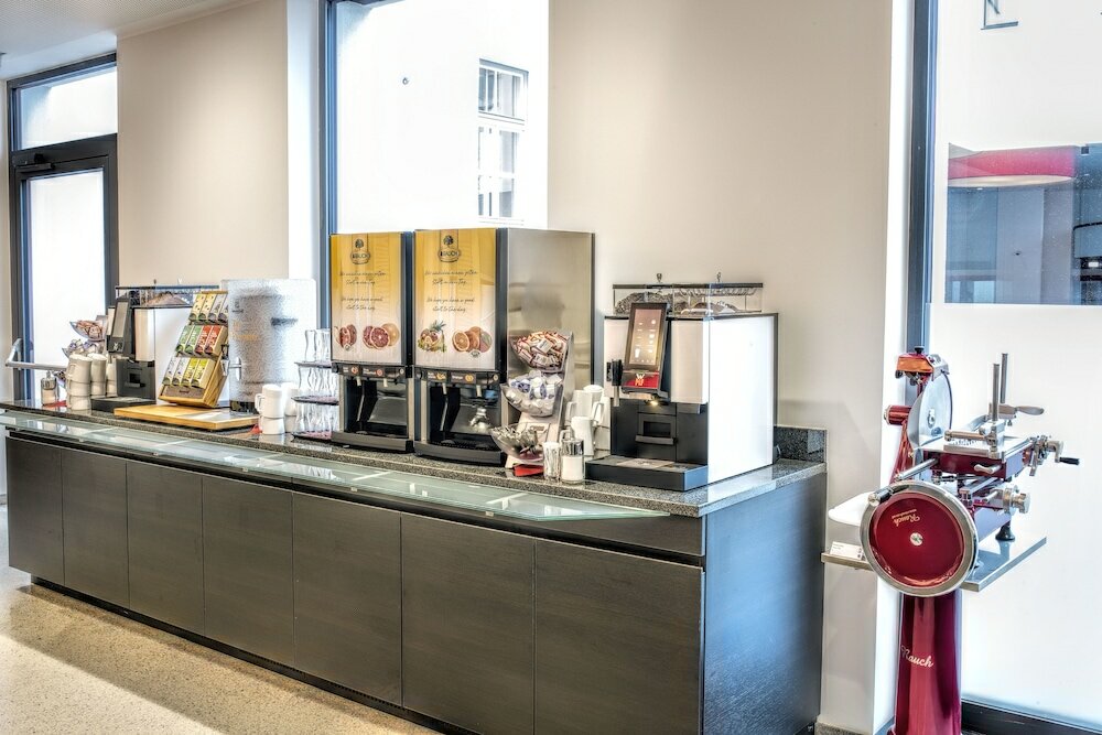 Фото Leonardo Boutique Hotel Linz City Center