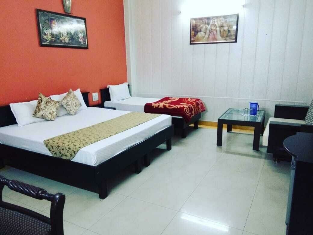 Фото Hotel Krishna Residency