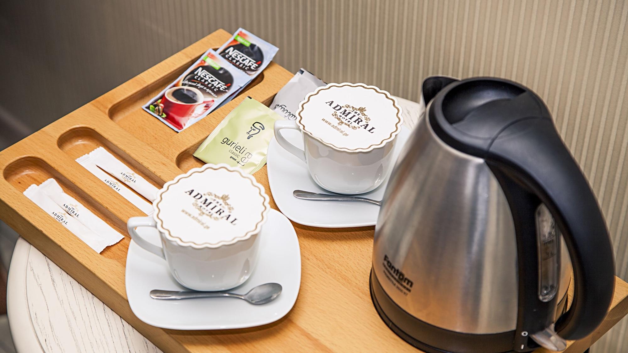 Фото The Admiral Hotel