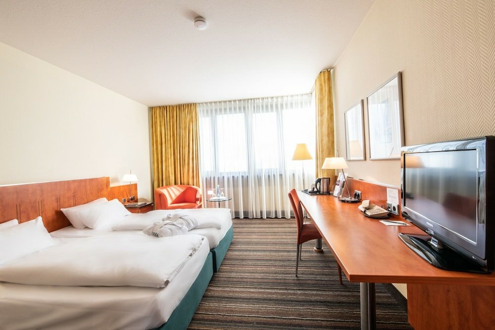 Фото Mercure Hotel Offenburg am Messeplatz