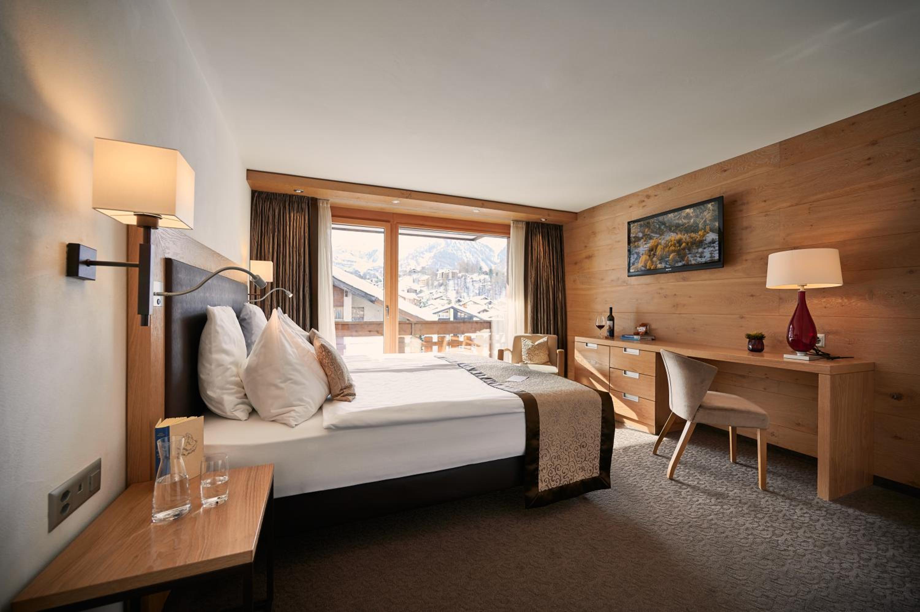 Фото Hotel Ambiance Superior