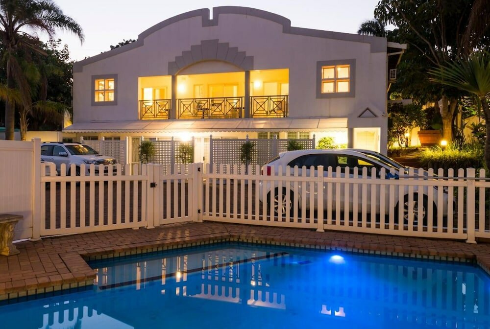 Фото Flamingo Lodge