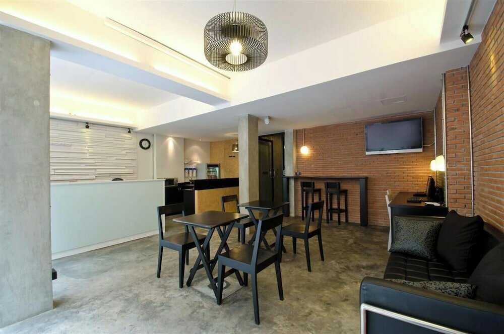 Фото Di Place Hotel