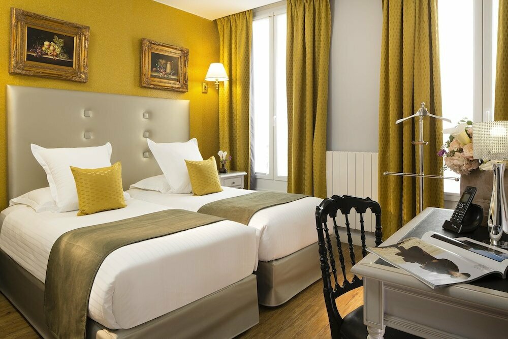 Hotel Best Western Plaza Elysées, Paris, photo