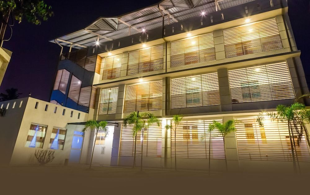 Фото Hotel Crown Plaza Katunayake