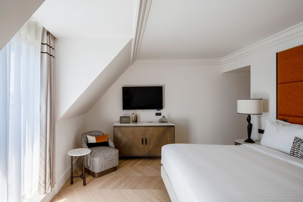 Фото Paris Marriott Champs Elysees Hotel
