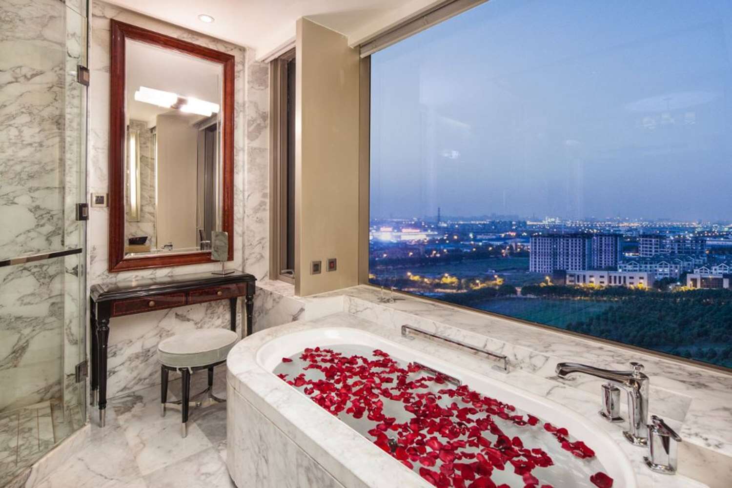 Фото Ramada Plaza Qiandeng Kunshan