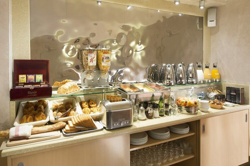 Фото Europe Hotel Paris Eiffel