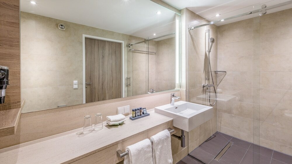 Фото Holiday Inn Express Munich - City East, an Ihg Hotel